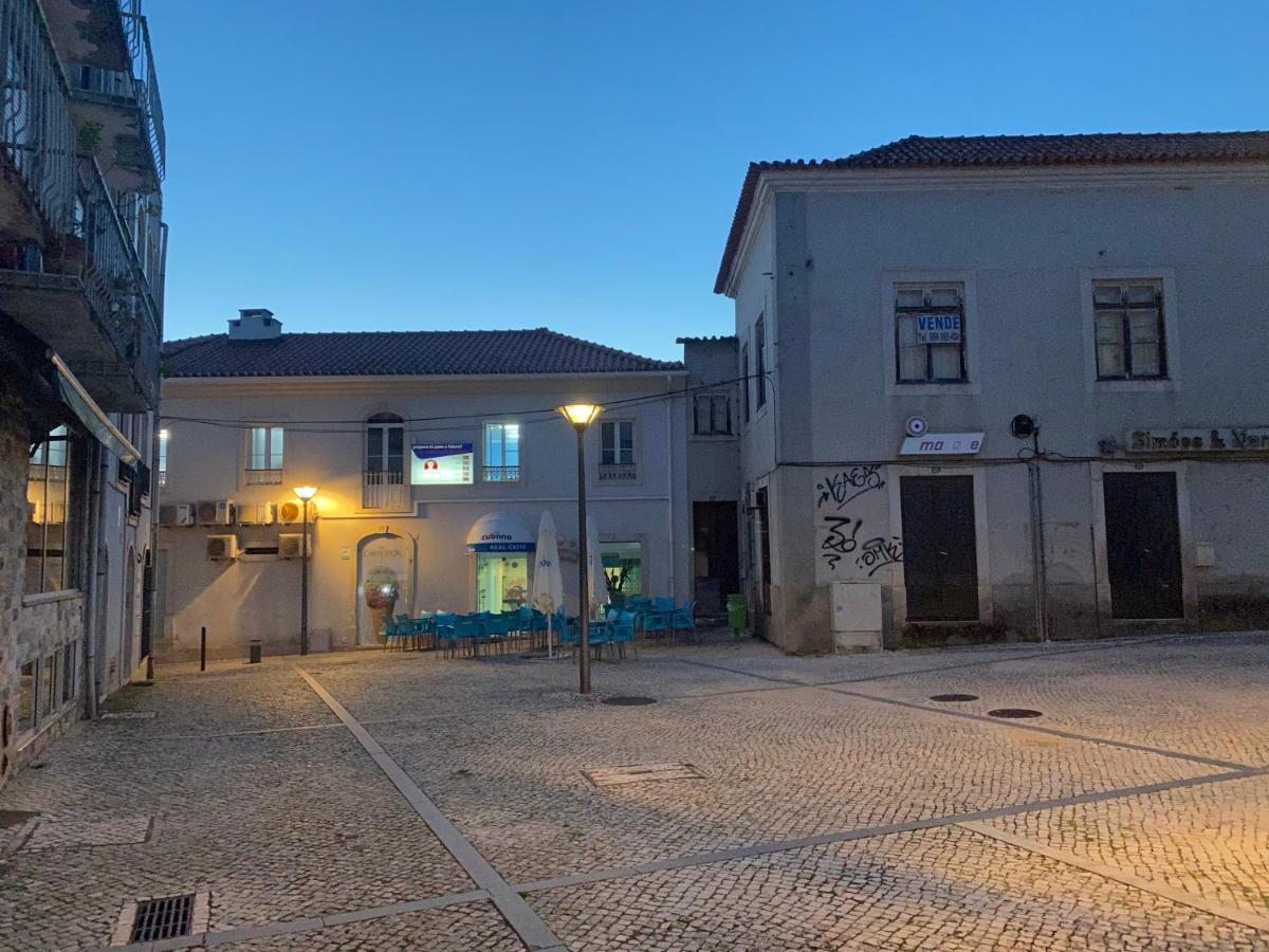 Ferienwohnung Casa Mouzinho De Albuquerque Ourém Exterior foto